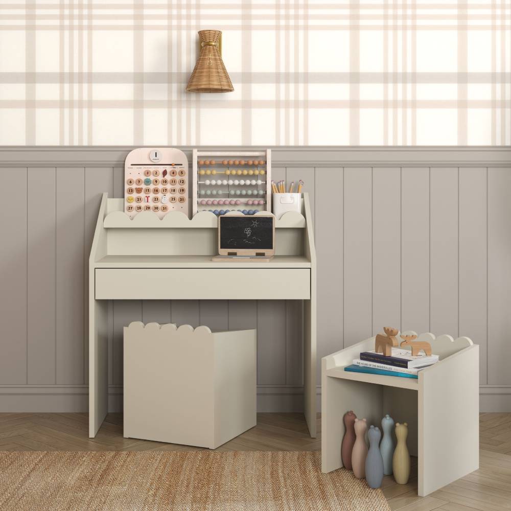 Bellamy Book Nook Montessori stolica, latte