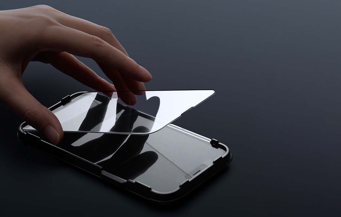 Baseus kaljeno steklo proti vohunjenju 0,3 mm za iPhone 13 Pro Max (2 kosa)