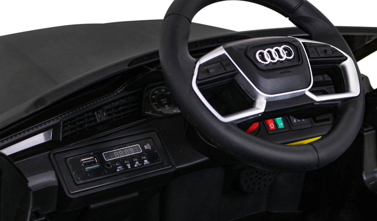 Licencirani auto na akumulator Audi E-Tron Sportback - crnii