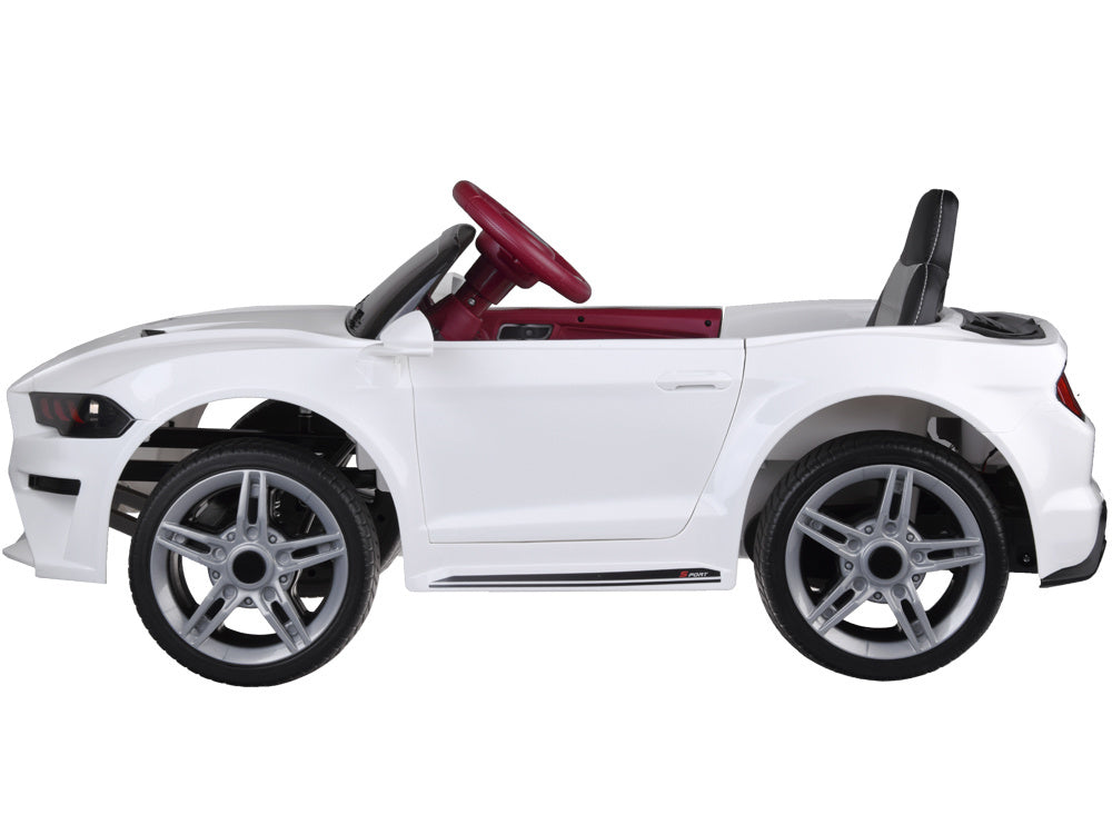 GT automobil aku bijeli