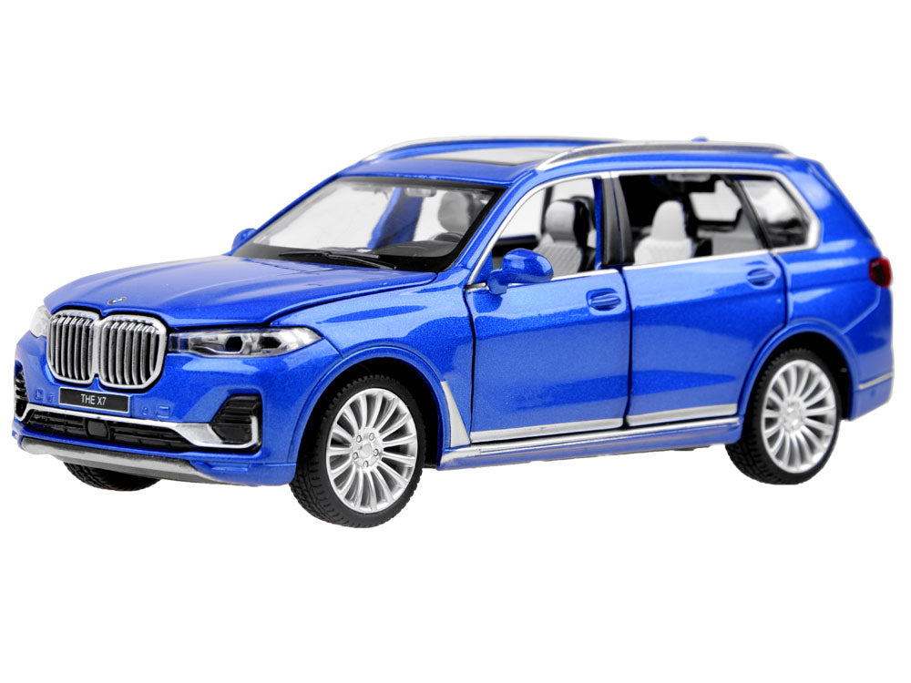 Metalni autić BMW X7 (1:32)