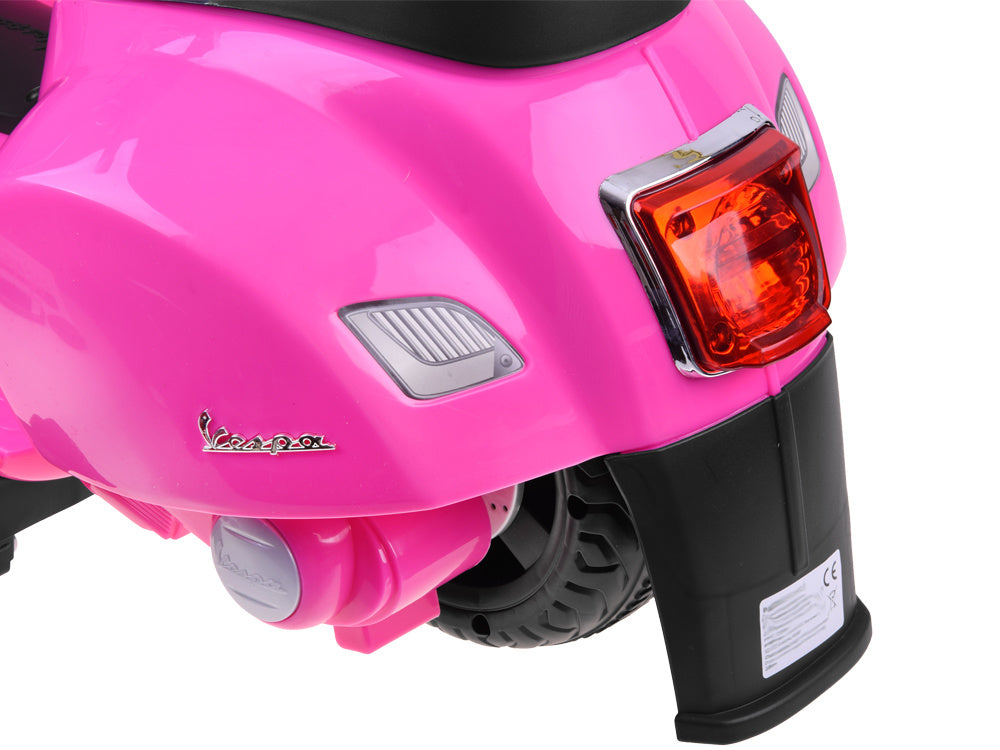 Mini Vespa na akumulator – bijela