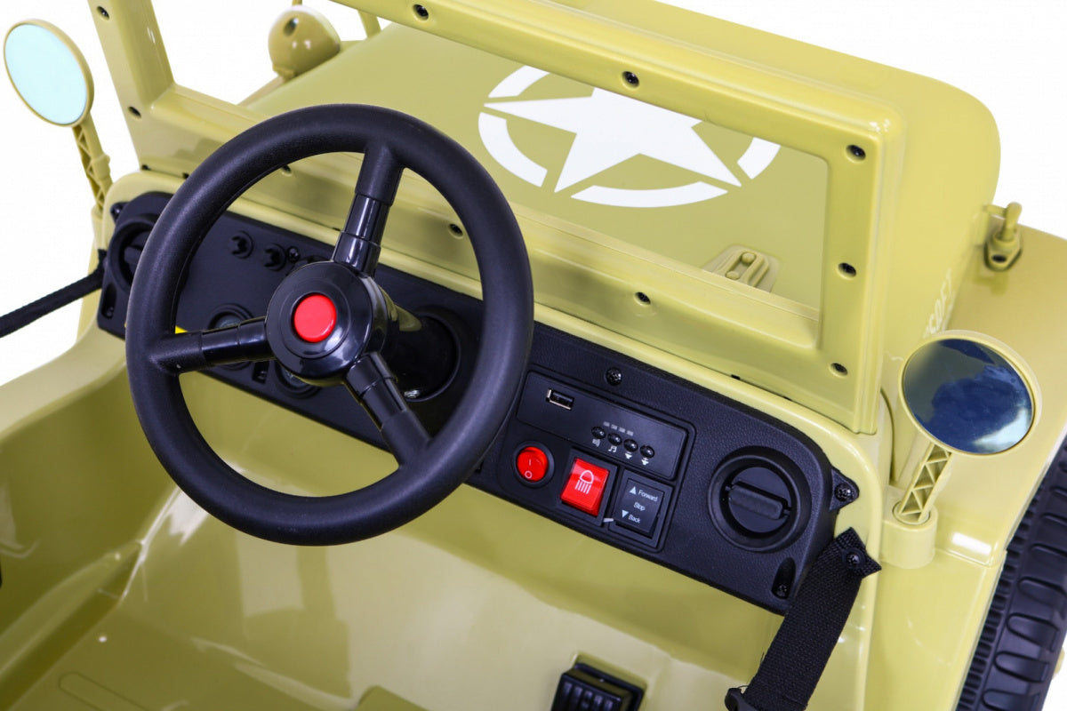Auto na akumulator Retro Military - bež