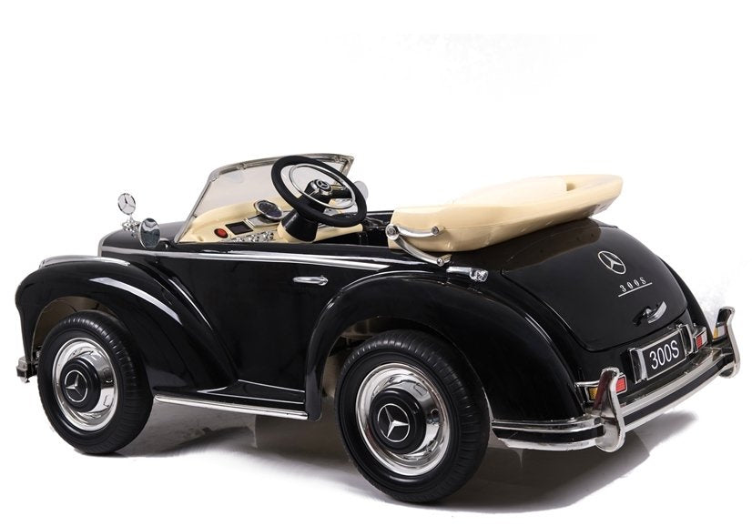 Licencirani auto na akumulator Mercedes 300S - crni/lakirani