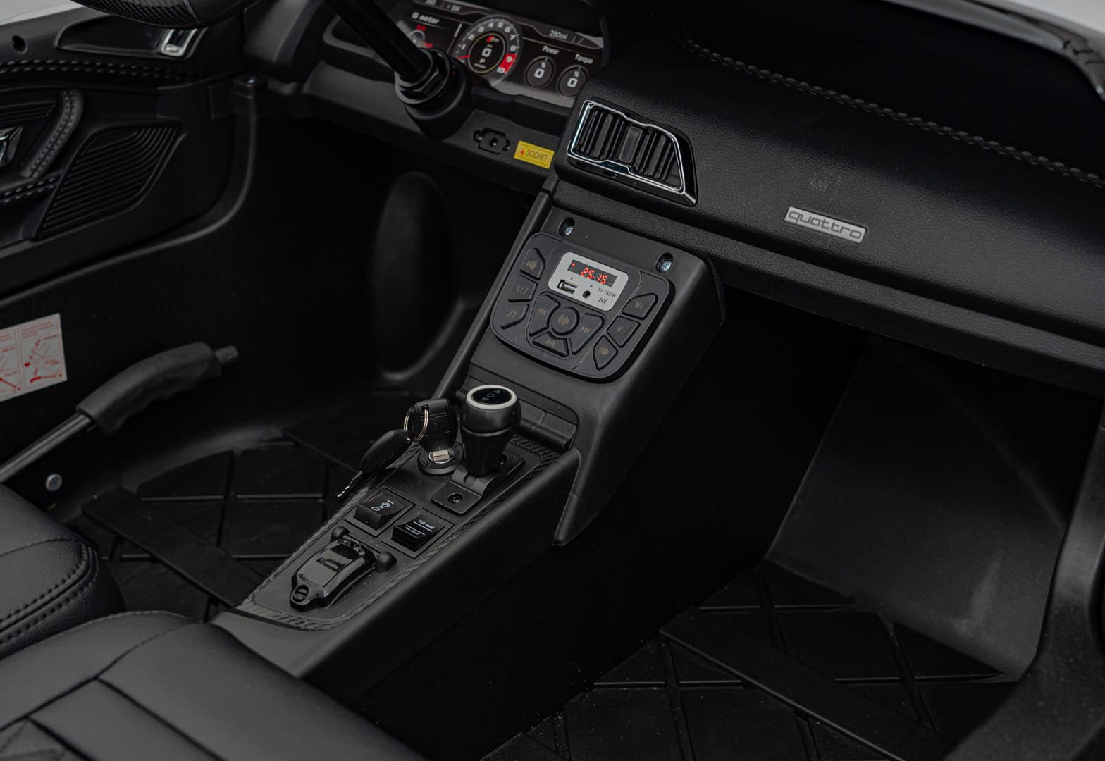 Licencirani auto na akumulator Audi R8 Spyder LIFT - dvosjed - bijeli
