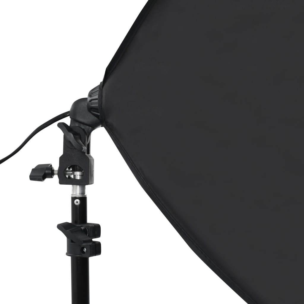 Komplet fotografske opreme sa svjetlima softbox i pozadinom