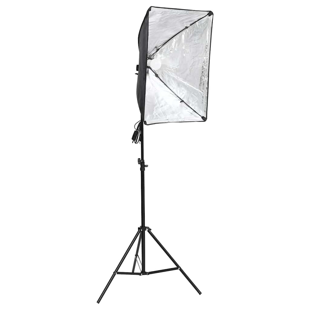 Fotografska oprema s rasvjetom softbox i pozadinom