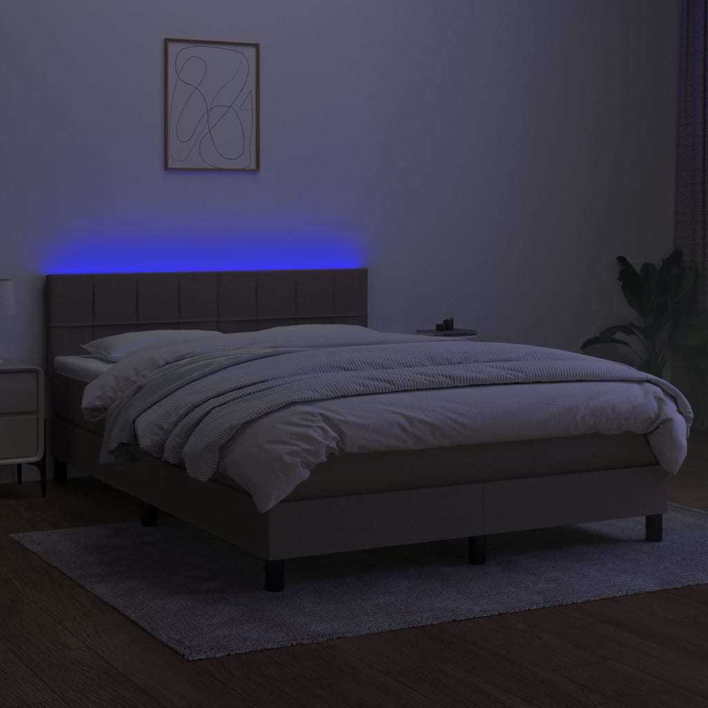 Krevet box spring s madracem LED smeđesivi 140x190 cm tkanina