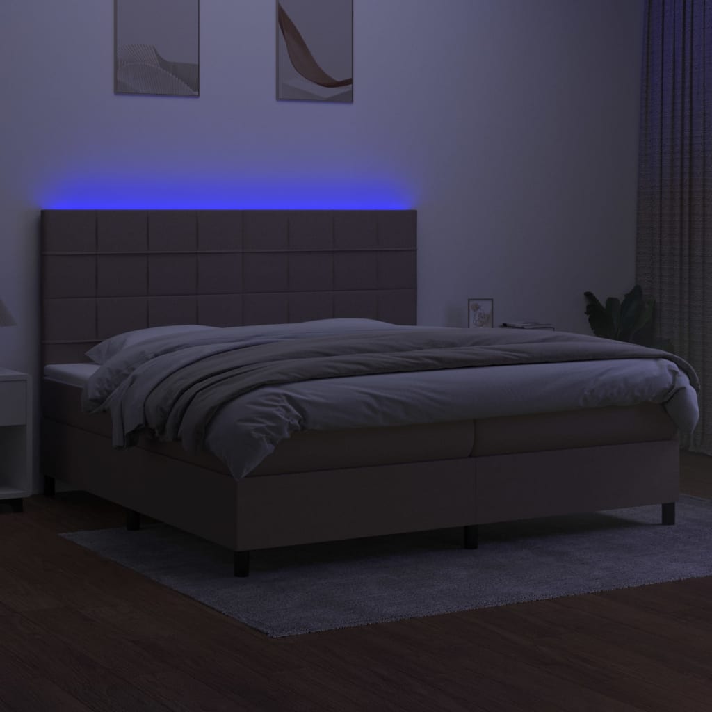 Krevet box spring s madracem LED smeđesivi 200x200 cm tkanina