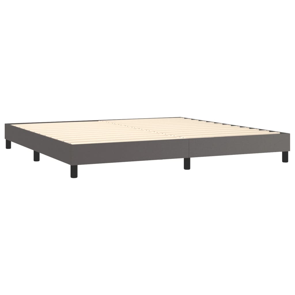 Krevet s oprugama i madracem sivi 200x200 cm od umjetne kože