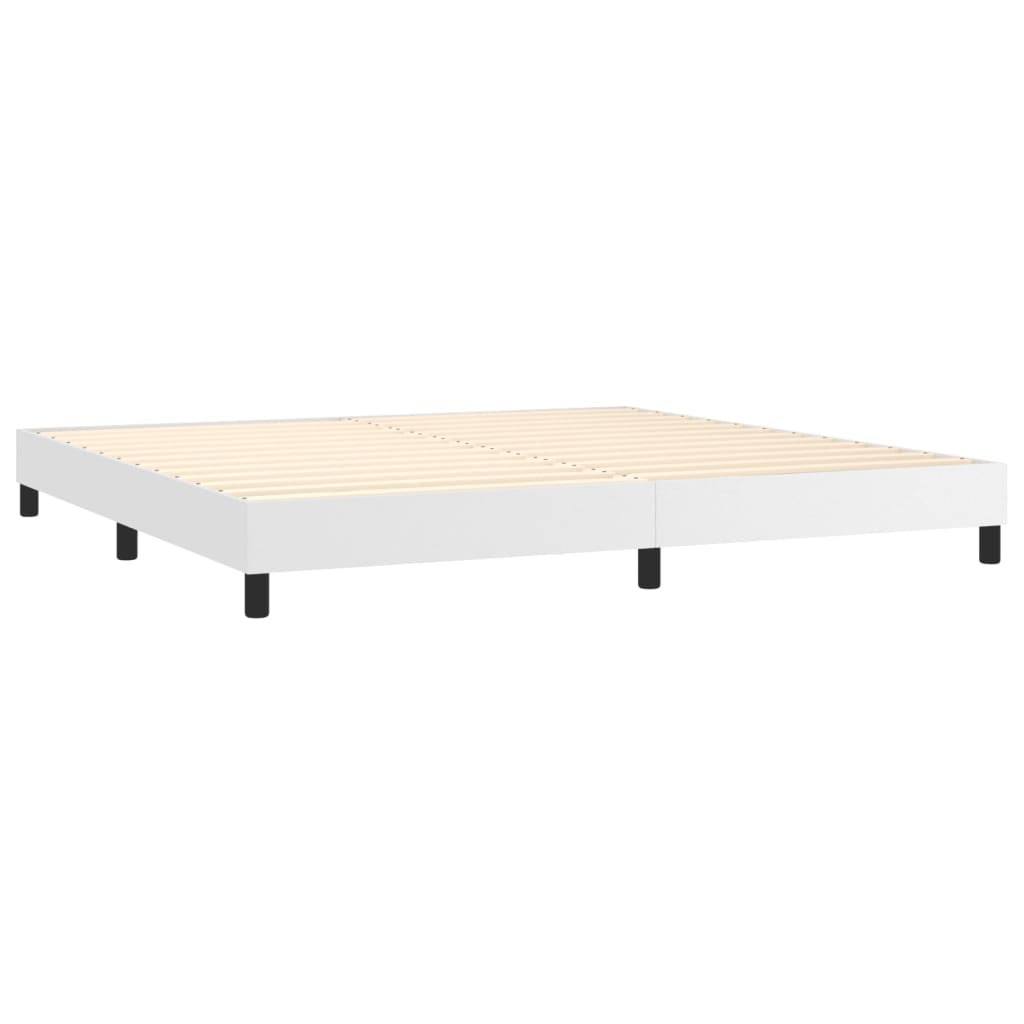 Krevet s oprugama i madracem bijeli 200x200 cm umjetna koža