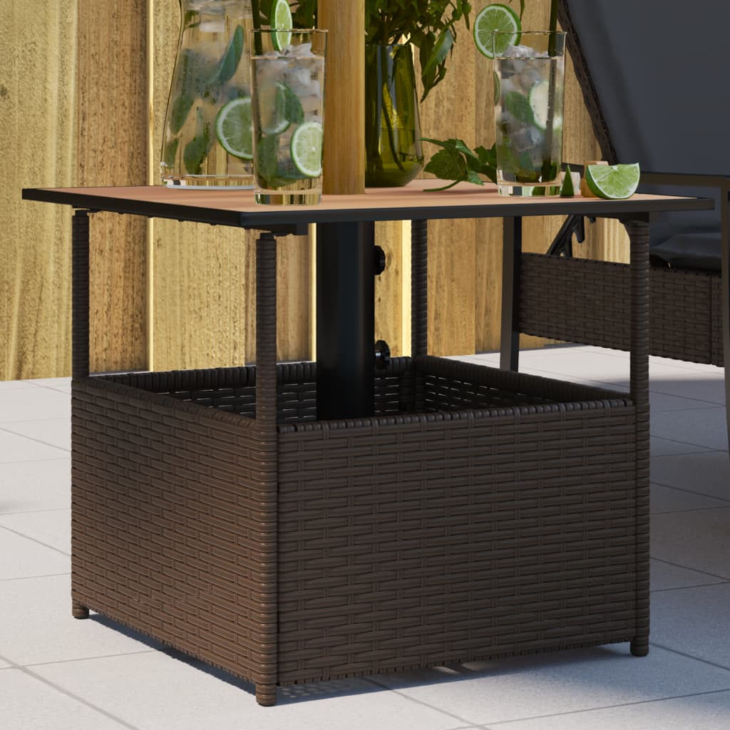 Vrtni stol s rupom za suncobran smeđi 55x55x46,5 cm poliratan