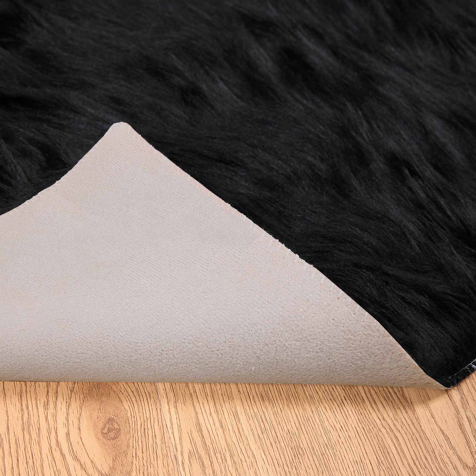 Tepih od umjetne ovčje kože TAFALLA Crna 160 x 160 cm Poliester