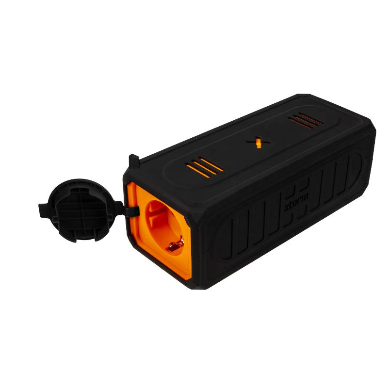 Xtorm Portable Power Socket 70