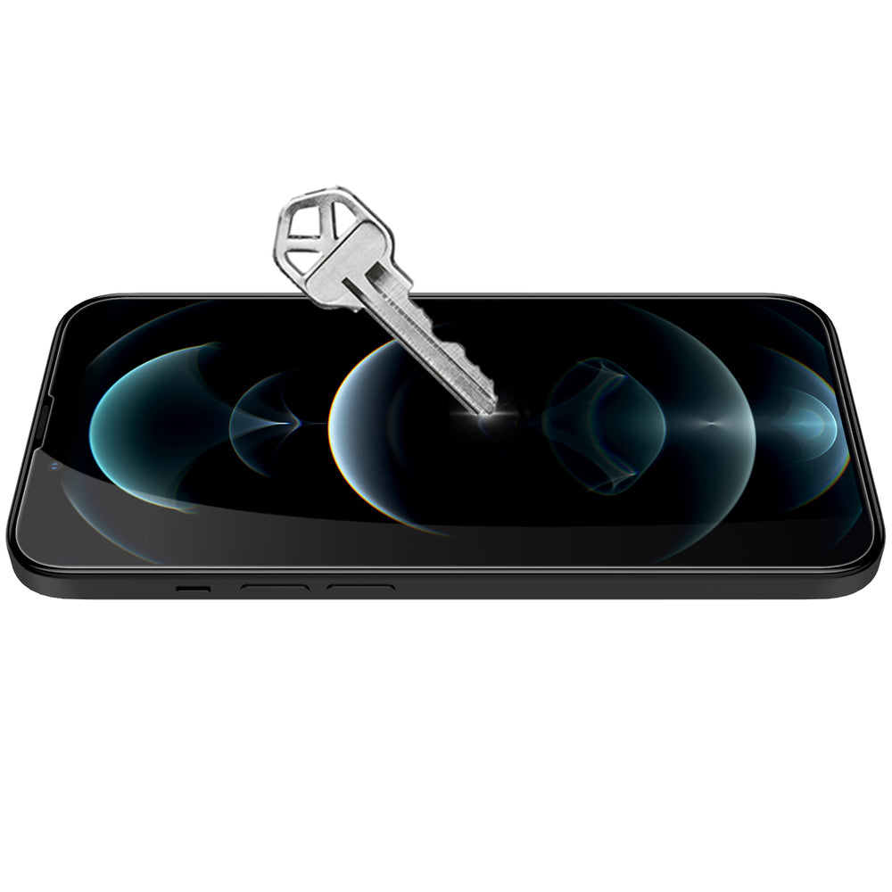 Nillkin CP+PRO ultratenké temperované sklo s rámem a plným pokrytím pro iPhone 13 Pro / iPhone 13