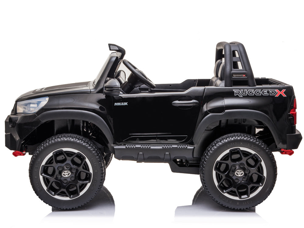 Toyota Hilux AKU dvosjed 4×4 crni