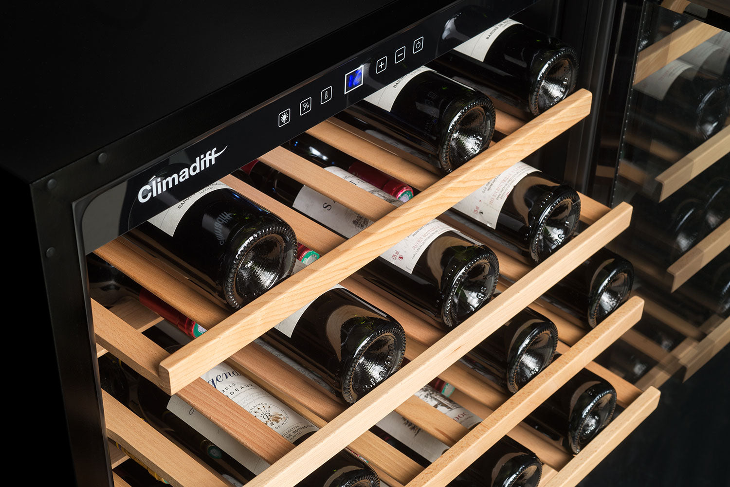 Hladnjak za vino Climadiff CBU51S2B