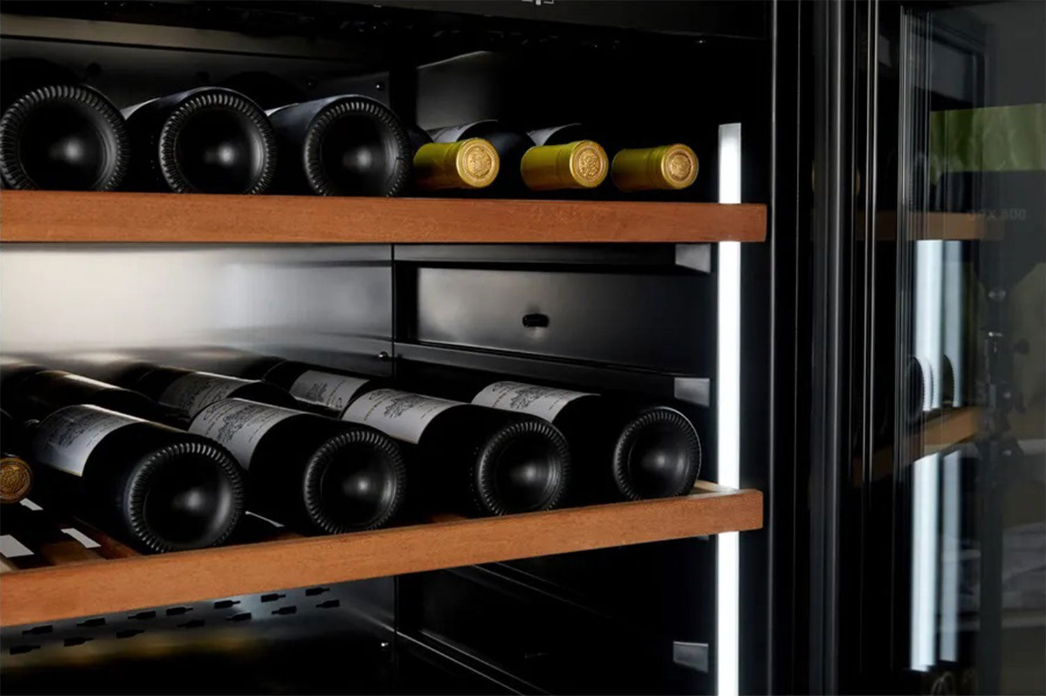 Hladnjak za vino Climadiff MILLESIME 240D