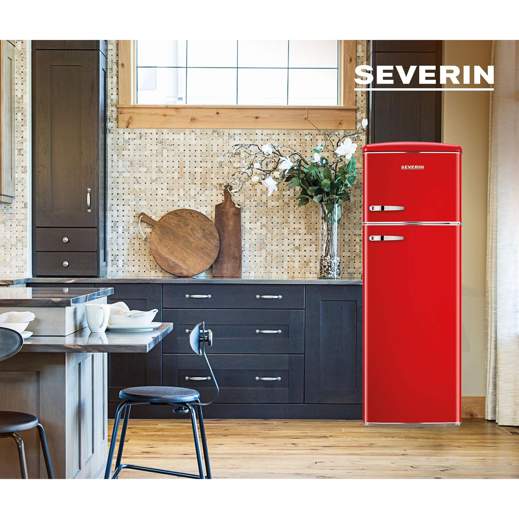 Severin Retro volně stojící chladnička, červená, 246 L, RKG 8983